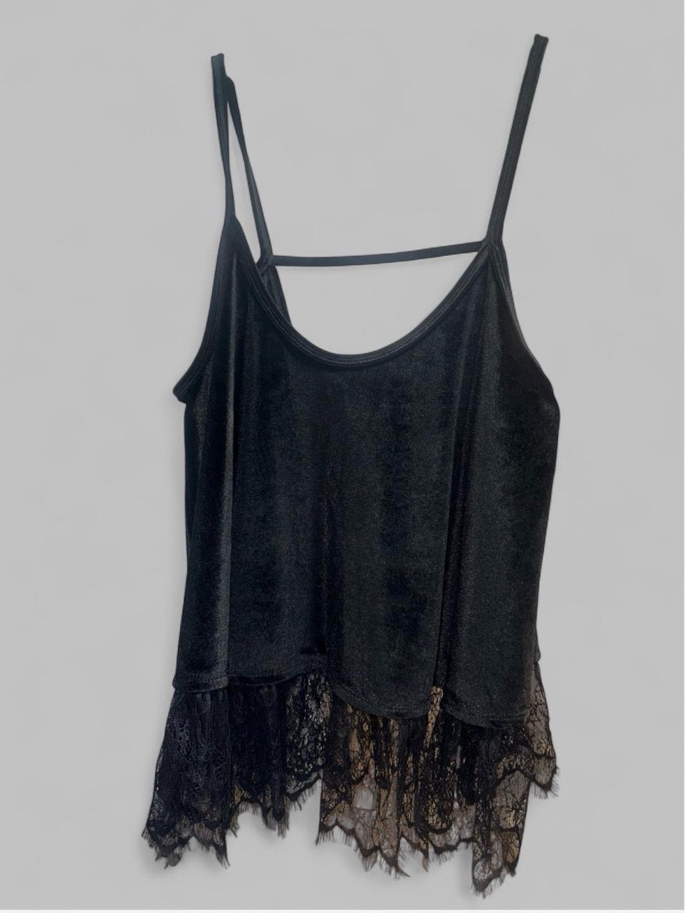 Source Unknown Black Velvet Lace-Trim Cami